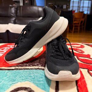 Under Armour Black Tennis Shoes